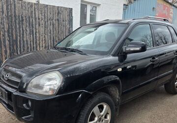 Hyundai TUCSON 145.000 km 4.999 &euro; Karlsruhe 76131