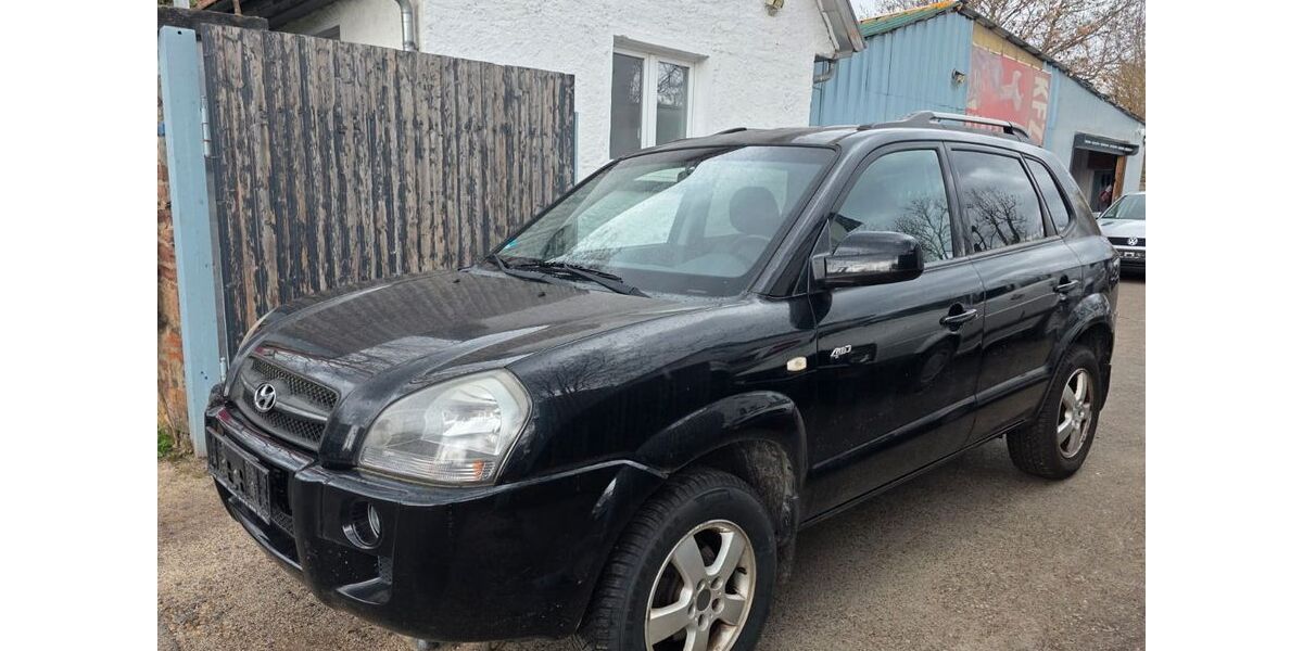 Hyundai TUCSON 145.000 km 4.999 &euro; Karlsruhe 76131