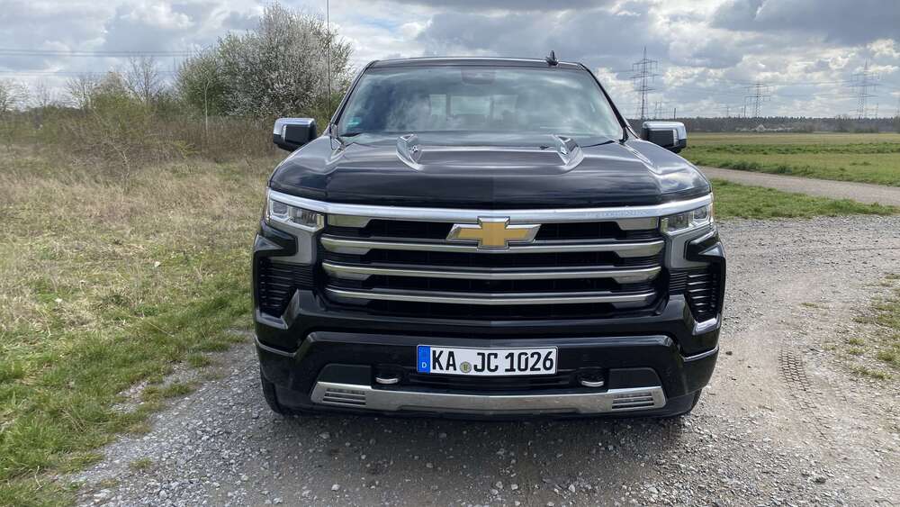 Chevrolet Silverado 48.000 km 57.800 &euro; Linkenheim 76351