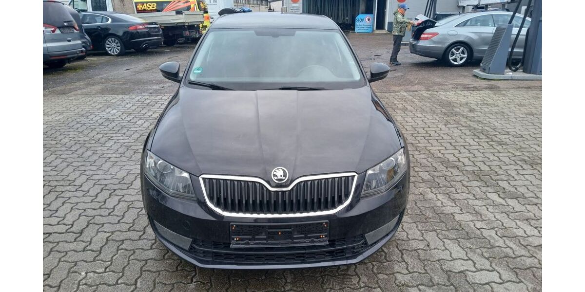 Skoda Octavia 218.000 km 9.450 &euro; Karlsruhe 76185