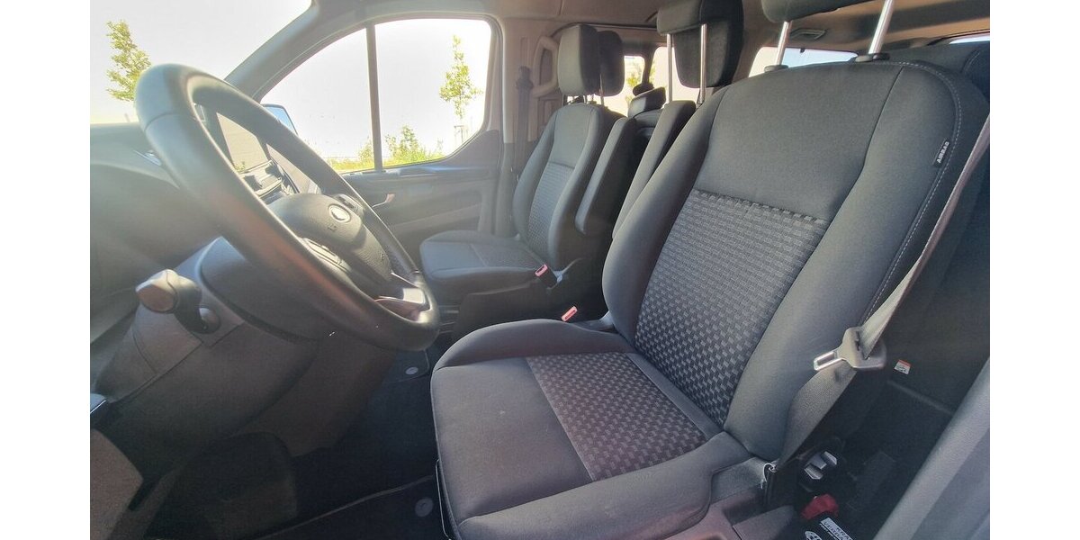 Ford Tourneo Custom 320 L1 H1 Tourneo Trend Klima 60.000 km 31.499 &euro; Landau 76829