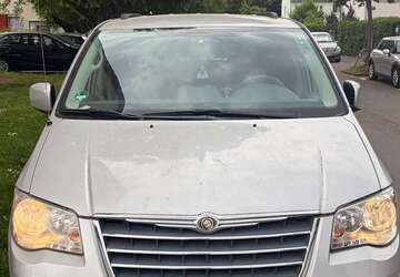 Chrysler Town & Country 122.520 km 7.999 &euro; Ettlingen, Stadt 76275