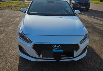 Hyundai i30 51.000 km 12.750 &euro; Karlsruhe 76149