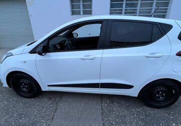 Hyundai i10 97.000 km 9.999 &euro; Stutensee 76297