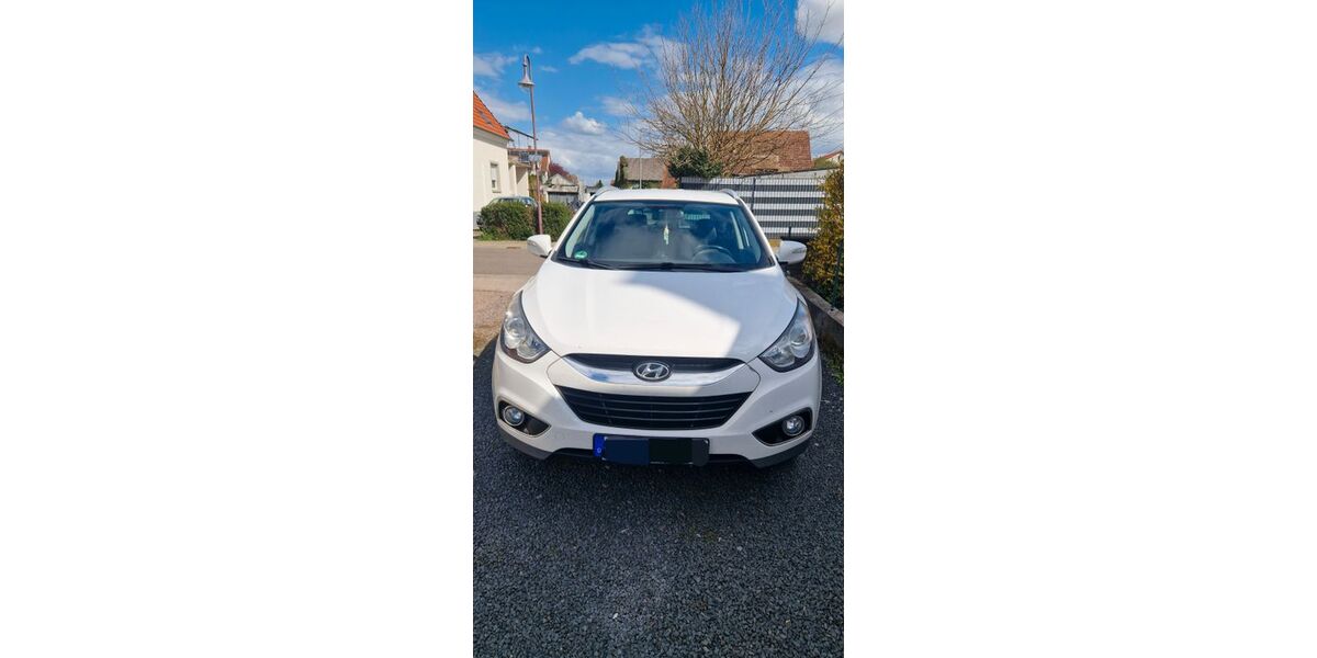 Hyundai TUCSON 118.000 km 10.800 &euro; Lustadt 67363