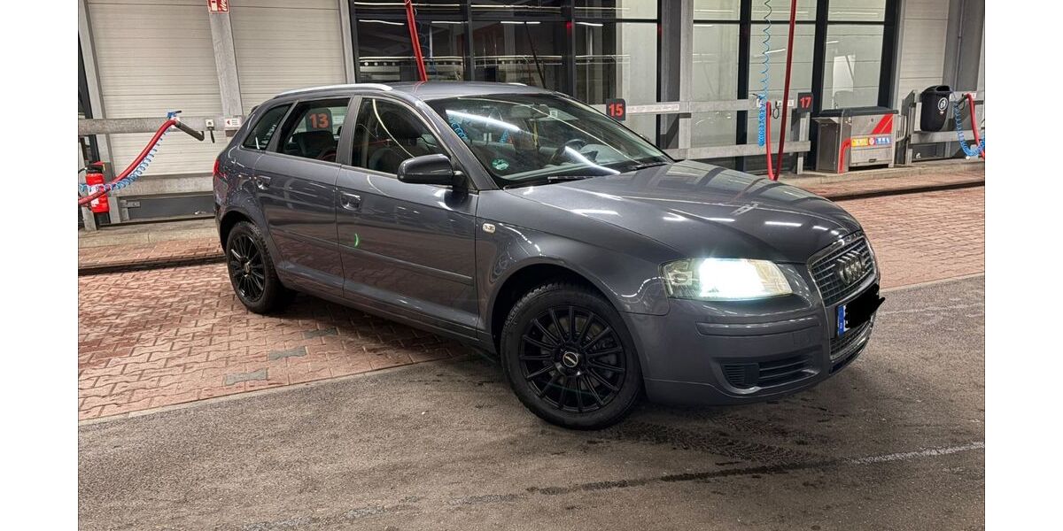 Audi A3 271.000 km 3.990 &euro; Bruchsal 76646