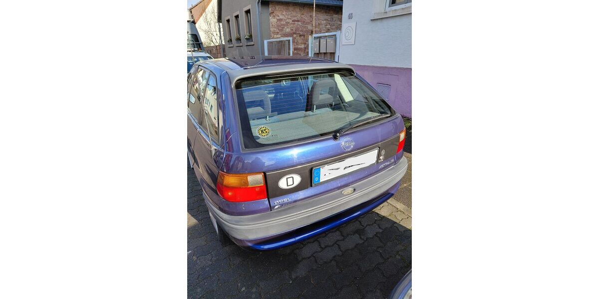 Opel Astra 66.000 km 2.595 &euro; Karlsruhe 76199