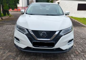 Nissan Qashqai 72.000 km 14.200 &euro; Kuppenheim 76456