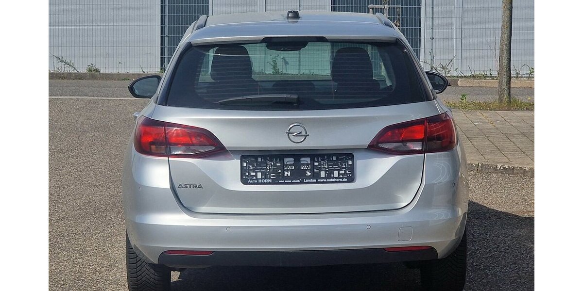 Opel Astra 1.2 Turbo Edition Klimaautomatic NAVI 49.000 km 16.499 &euro; Landau 76829