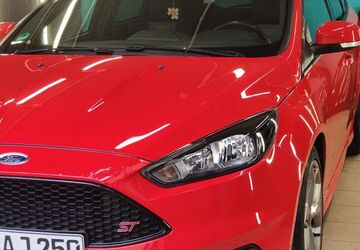Ford Focus 105.806 km 14.300 &euro; Karlsruhe 76189