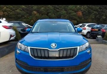 Skoda Karoq 180.000 km 15.500 &euro; Rohrbach 76835