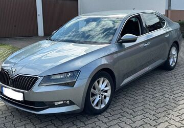 Skoda Superb 203.600 km 14.400 &euro; Karlsruhe 76228