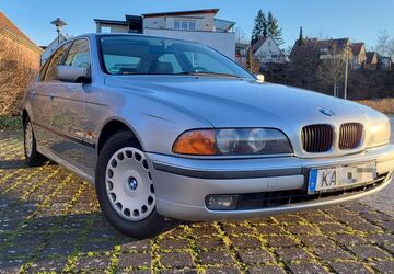 BMW 523 271.176 km 3.500 &euro; Bruchsal 76646