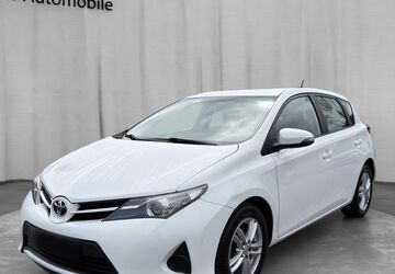 Toyota Auris 87.000 km 9.499 &euro; Wörth 76744