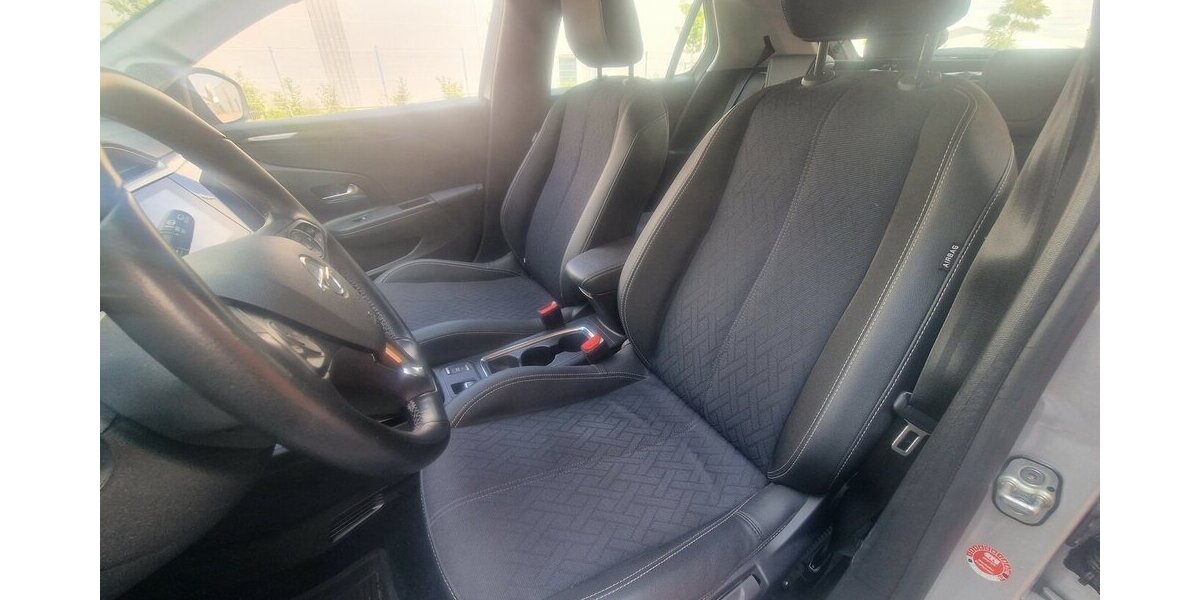 Opel Corsa e Elegance NAVI Klimautomatik Automatik 29.000 km 15.998 &euro; Landau 76829