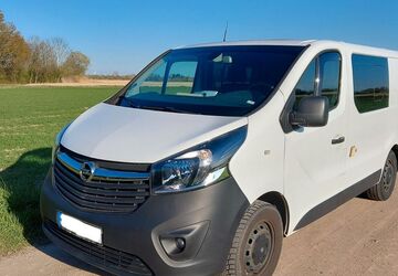 Opel Vivaro 192.502 km 9.200 &euro; Stutensee 76297