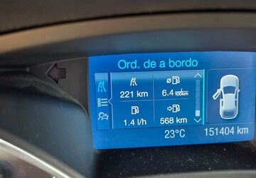 Ford Focus 161.500 km 4.800 &euro; Karlsruhe 76228