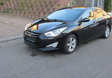 Hyundai i40 172.000 km 6.990 &euro; Bruchsal 76646