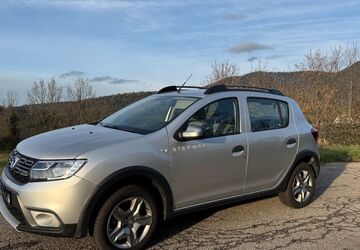 Dacia Sandero 59.500 km 9.100 &euro; Loffenau 76597