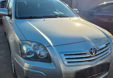 Toyota Avensis 181.300 km 4.999 &euro; Karlsruhe 76131
