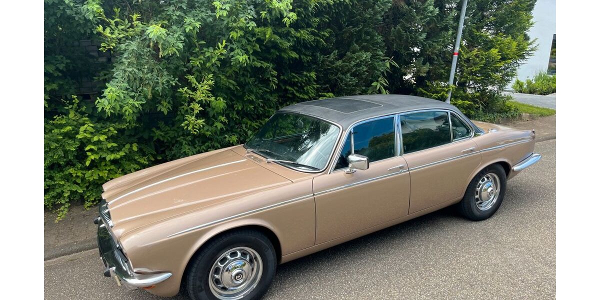 Jaguar Daimler 112.000 km 24.500 &euro; Karlsruhe 76133