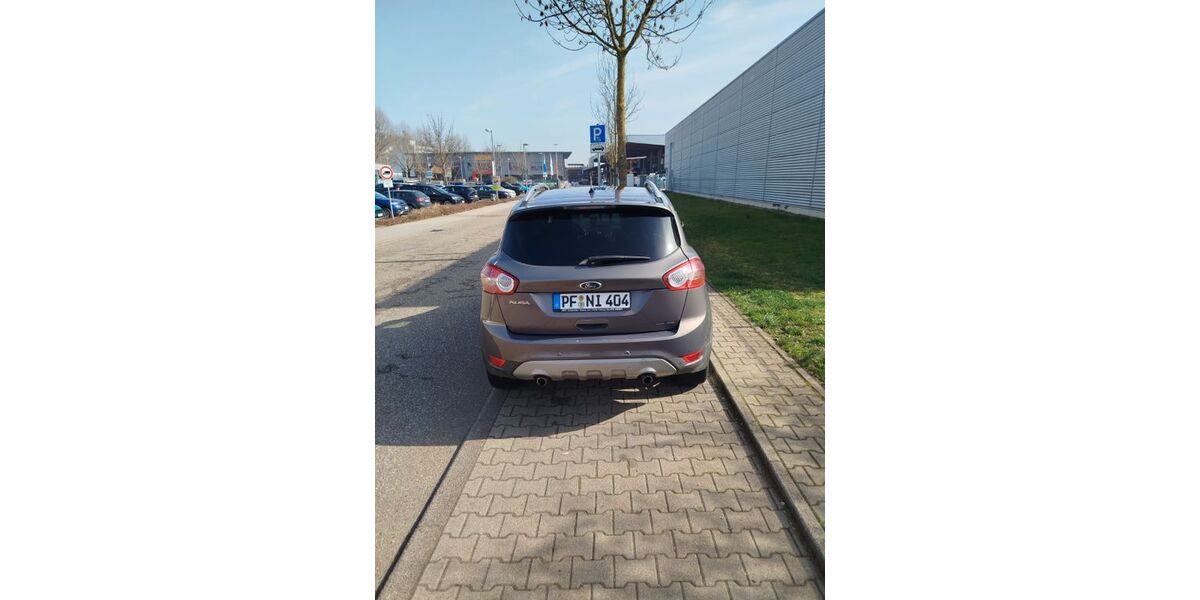 Ford Kuga 187.000 km 7.750 &euro; Pforzheim 75175