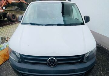 VW T5 Transporter 200.000 km 10.500 &euro; Landau 76829