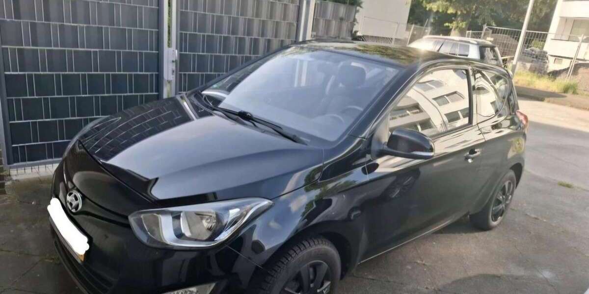Hyundai i20 114.000 km 3.800 &euro; Karlsruhe 76135