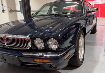 Jaguar Daimler 218.000 km 16.350 &euro; Oberhausen-Rheinhausen 68794