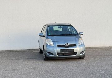 Toyota Yaris 120.000 km 5.499 &euro; Kandel 76870