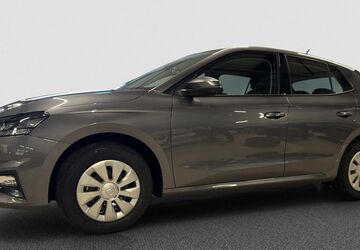 Skoda Fabia 1.150 km 20.490 &euro; Karlsruhe 76131