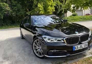 BMW 750 158.000 km 29.500 &euro; Karlsruhe 76227