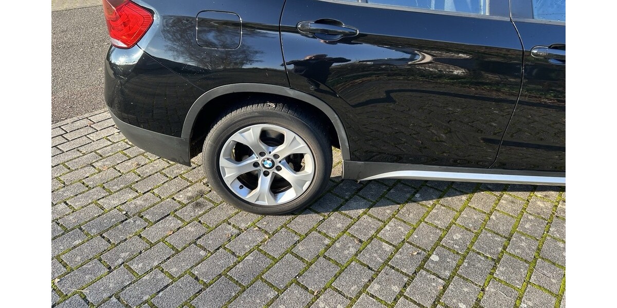 BMW X1 182.000 km 8.000 &euro; Gernsbach 76593