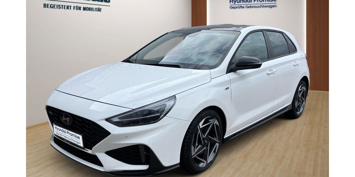 Hyundai i30 17.885 km 24.490 &euro; Landau 76829