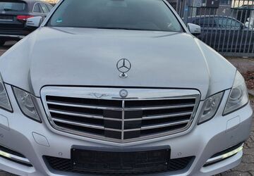 Mercedes-Benz E 250 230.000 km 6.490 &euro; Karlsruhe 76135