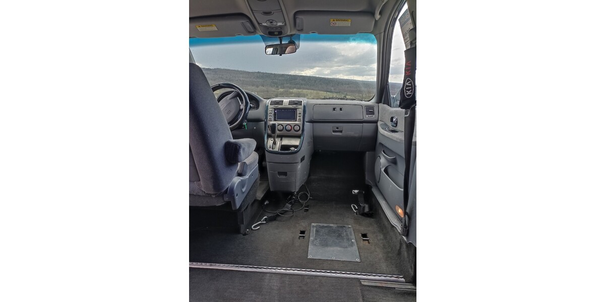 Kia Carnival 107.000 km 11.999 &euro; Birkenfeld 75217