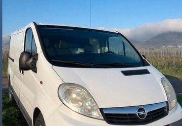 Opel Vivaro 208.000 km 5.800 &euro; Insheim 76865