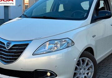 Lancia Ypsilon 95.000 km 4.990 &euro; Muggensturm 76461