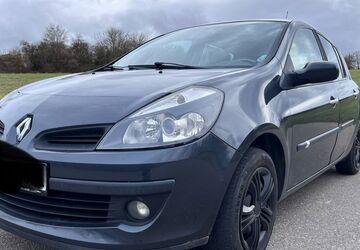 Renault Clio 139.231 km 3.350 &euro; Pforzheim 75175