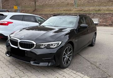 BMW 330 81.000 km 26.990 &euro; Birkenfeld 75217