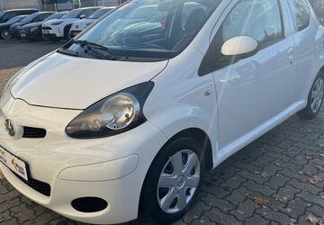 Toyota Aygo (X) 171.200 km 2.750 &euro; Bornheim 76879
