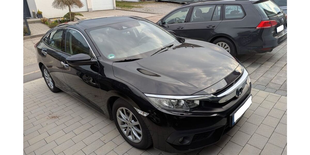 Honda Civic 92.000 km 16.600 &euro; Bad-Herrenalb 76332
