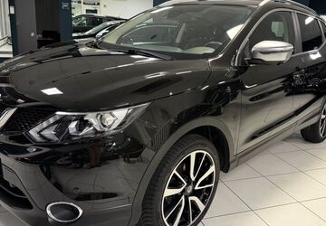 Nissan Qashqai 82.000 km 12.698 &euro; Pforzheim 75179