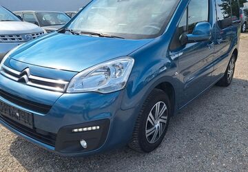 Citroen Berlingo 153.497 km 9.900 &euro; Karlsruhe 76185