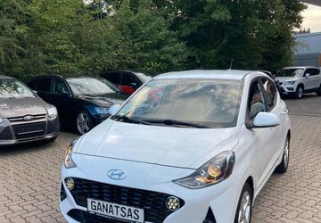 Hyundai i10 27.000 km 10.800 &euro; Neumalsch 76316