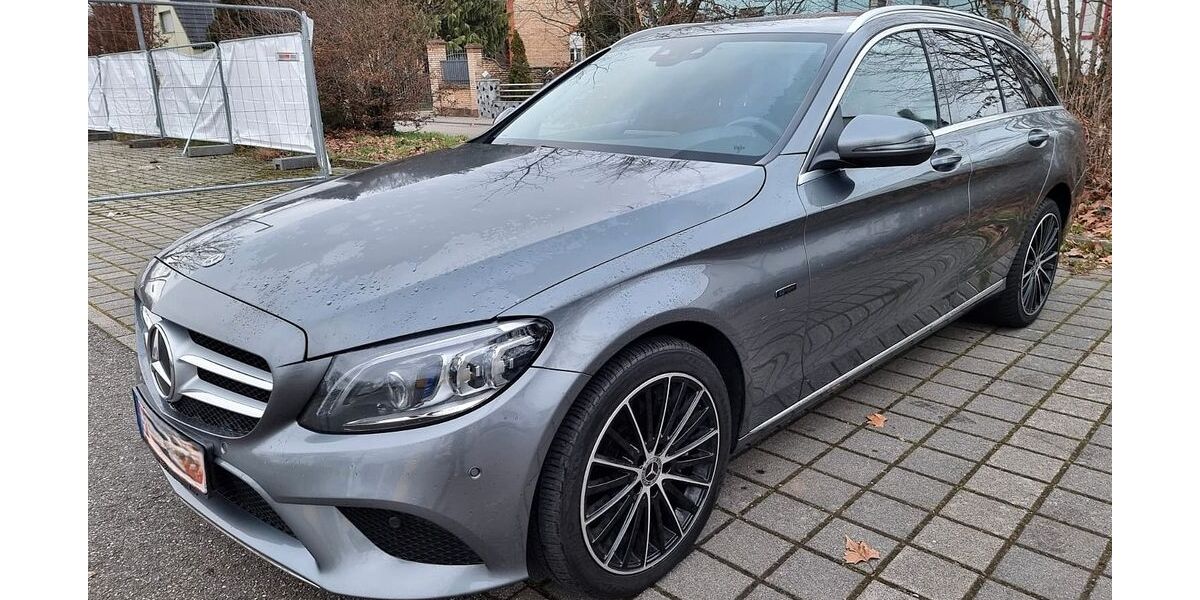 Mercedes-Benz C 300 215.000 km 15.900 &euro; Germersheim 76726