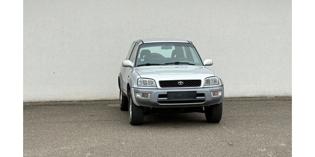 Toyota RAV 4 190.000 km 2.499 &euro; Kandel 76870