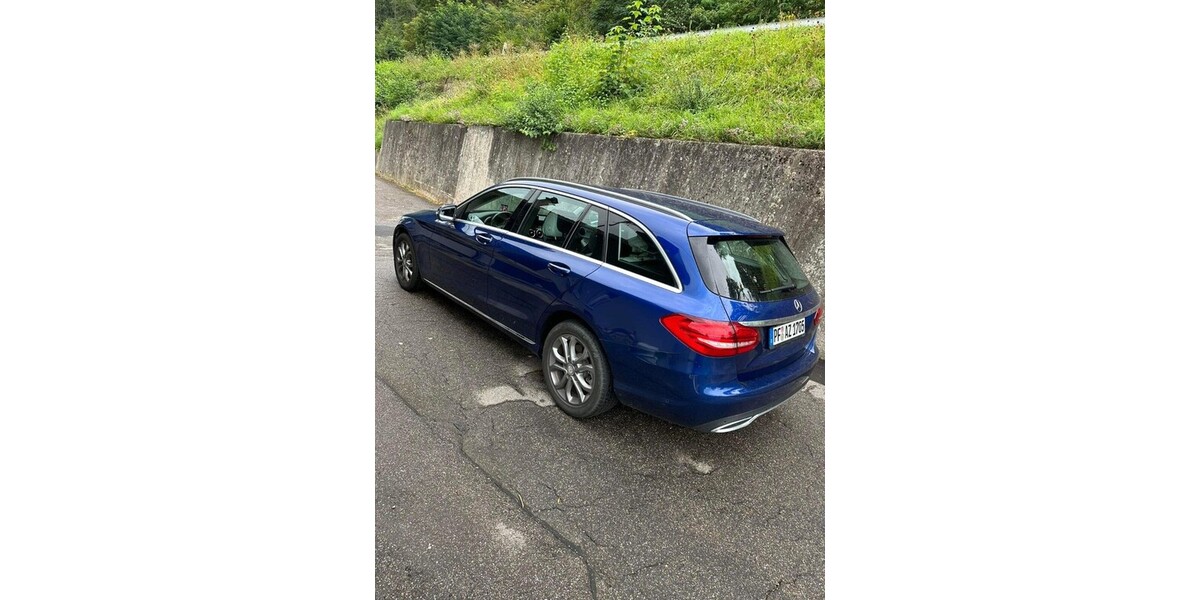 Mercedes-Benz 250 110.500 km 24.500 &euro; Birkenfeld 75217