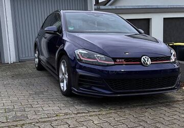 VW Golf 100.700 km 22.500 &euro; Kämpfelbach 75236
