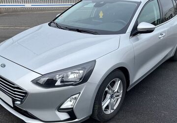 Ford Focus 105.550 km 11.290 &euro; Landau 76829